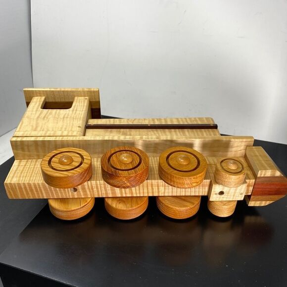 TOY TRAIN LOCOMOTIVE-by BATAVIA WOODEN TOYS - Picture 13 of 15
